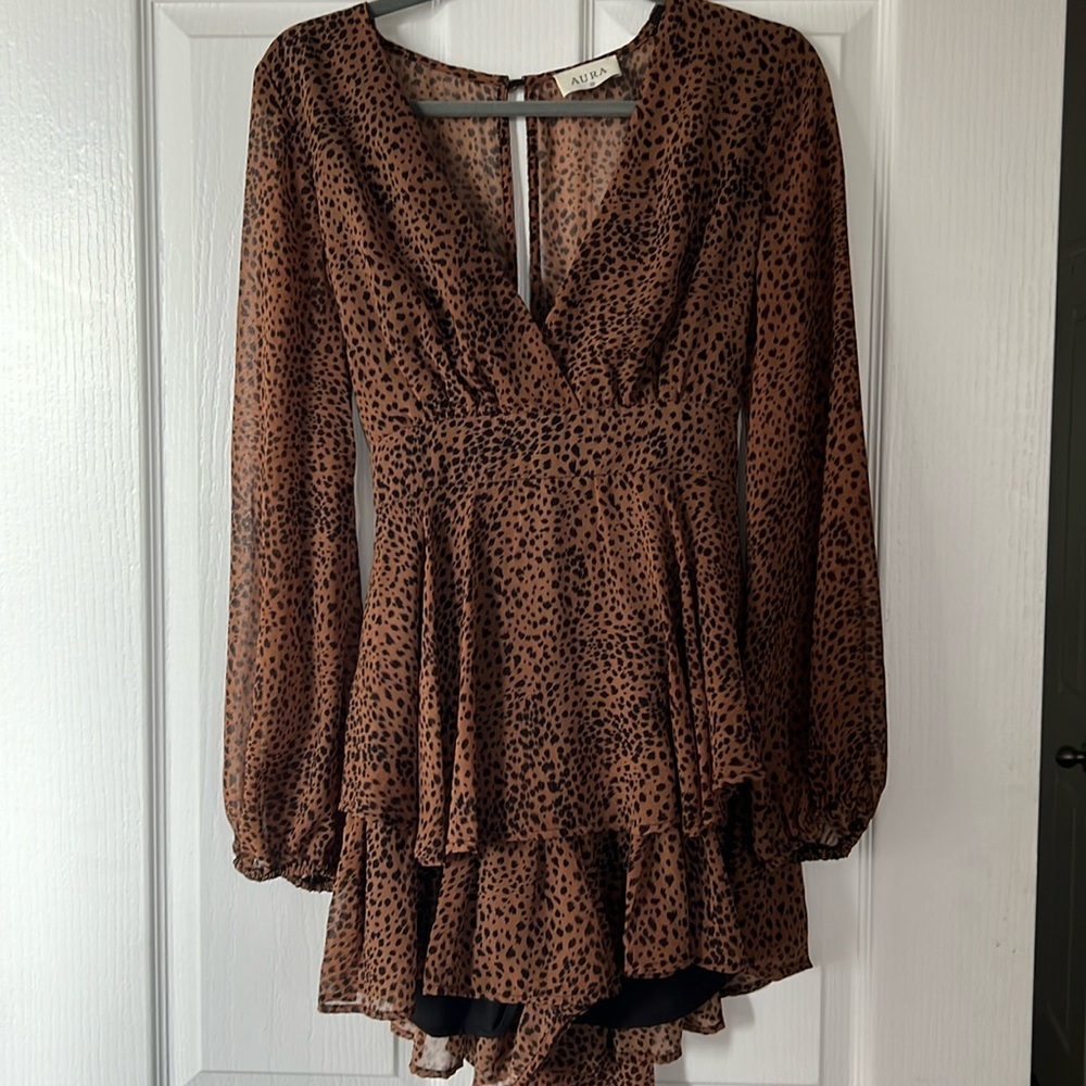 Aura spotted pattern romper - M